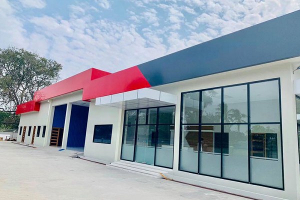 show room 06
